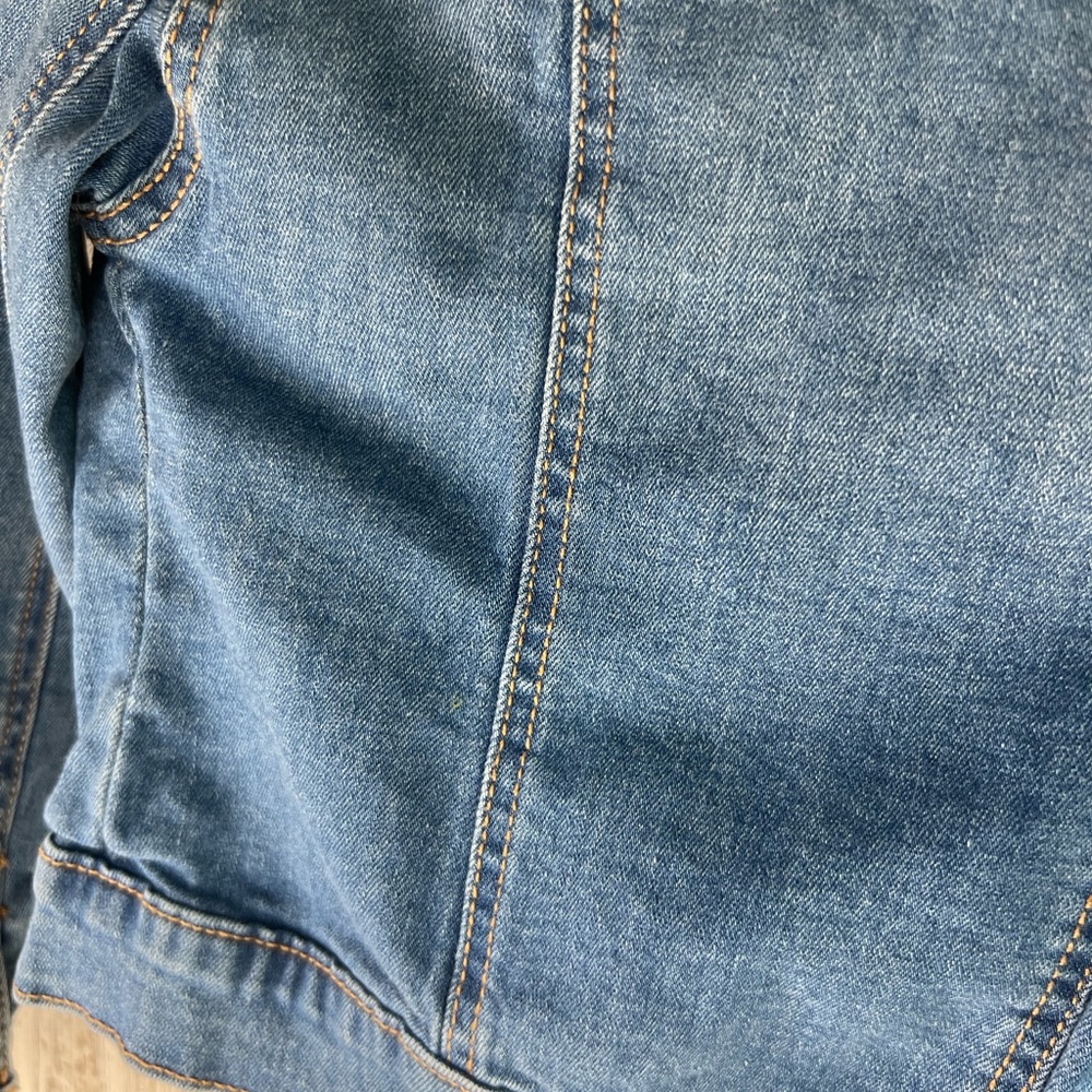 Old Navy Classic Blue Jean Jacket - Picture 7 of 7